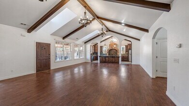 1414 W Cypress St in Rogers, AR - Building Photo - Building Photo