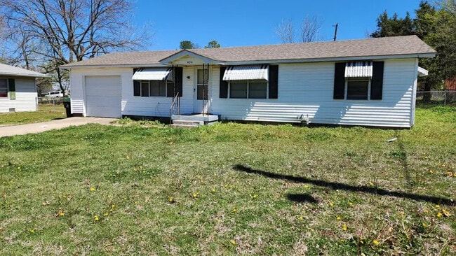 property at 420 N Mayfair Way