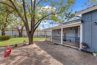 5053 E Hwy 71 in Garfield, TX - Building Photo - Building Photo