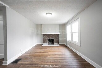 281 N Mount Street in Indianapolis, IN - Building Photo - Building Photo