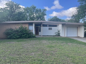 2507 45th St in Lubbock, TX - Building Photo