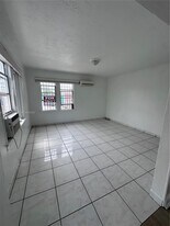 1780 NW 21st Terrace in Miami, FL - Building Photo