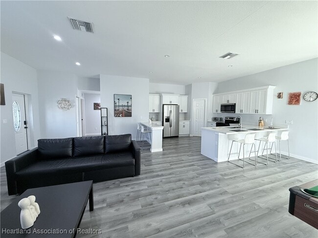 115 Fire Island Ave NE in Lake Placid, FL - Building Photo - Building Photo