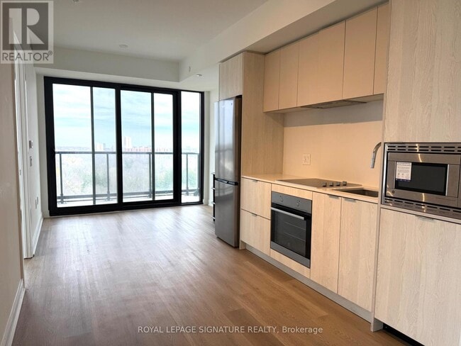 property at 86 Dundas St E