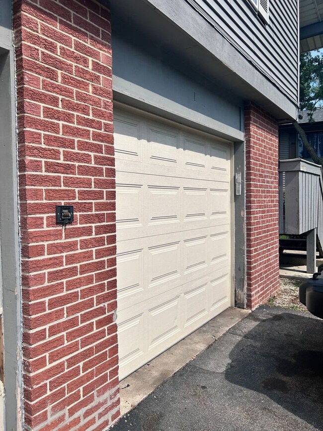 1 Elm Ct in Bolingbrook, IL - Building Photo - Building Photo