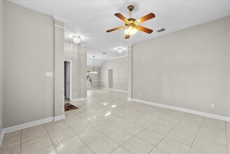 3129 Red Maple Dr in Friendswood, TX - Building Photo - Building Photo