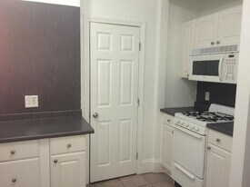 28 Hemenway St in Boston, MA - Building Photo