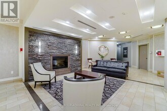 60 Heintzman St in Toronto, ON - Building Photo - Building Photo