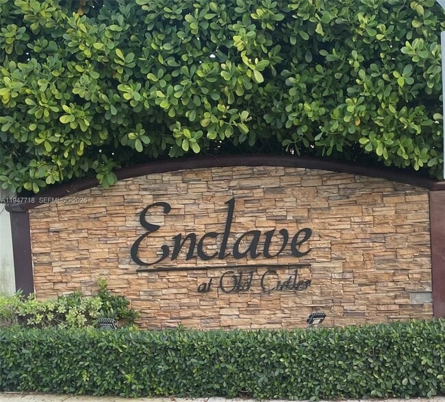 10417 SW 231st Ter in Miami, FL - Building Photo - Building Photo