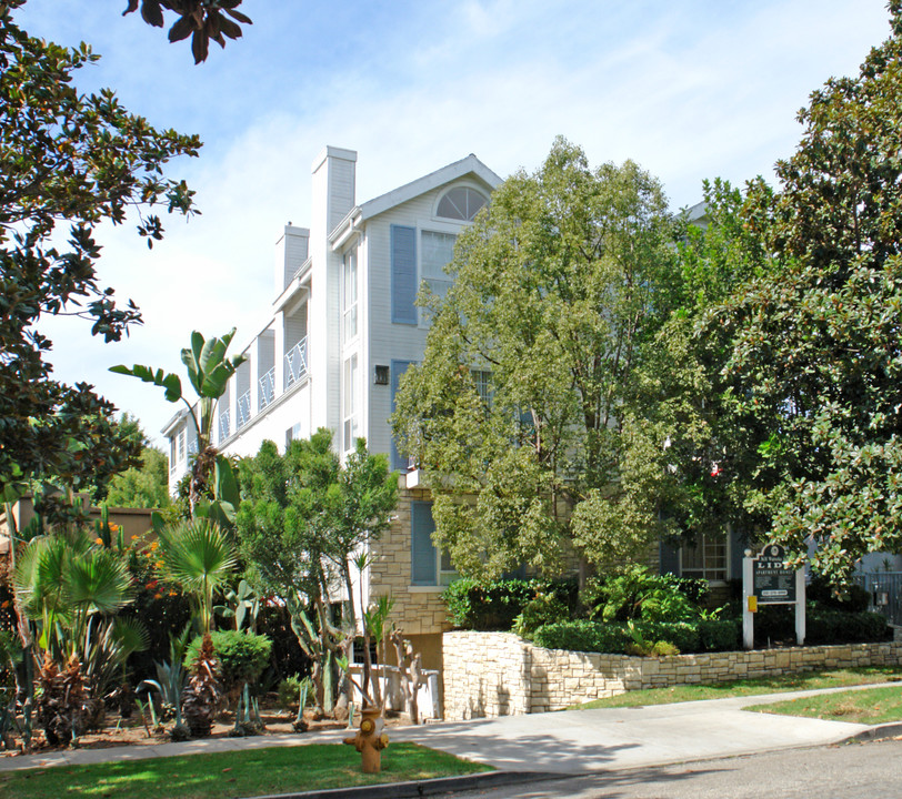 Lido Apartments - 3631 Watseka Ave in Los Angeles, CA - Foto de edificio