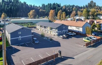 The Arbors in Pacific in Pacific, WA - Building Photo - Building Photo