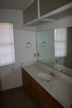 7618 Walpole Ave in California City, CA - Foto de edificio - Building Photo