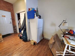 362 Harvard St in Cambridge, MA - Building Photo - Building Photo