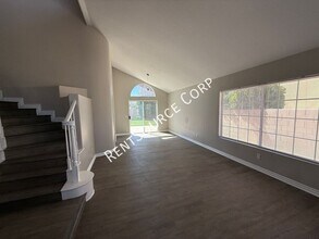 40055 Castana Ln in Palmdale, CA - Building Photo - Building Photo