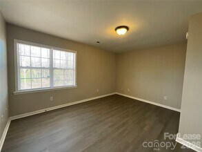 113 Ridge Ave in Cherryville, NC - Building Photo - Building Photo