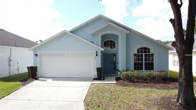 property at 334 Grosvenor Loop