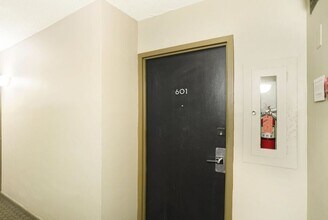 1800 R St NW in Washington, DC - Building Photo - Building Photo