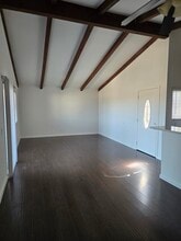 18338 Amie Ave in Torrance, CA - Foto de edificio - Building Photo