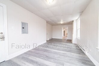 212 N 2nd St in Millville, NJ - Building Photo - Building Photo