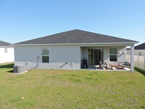 1566 Geranium Dr in Mascotte, FL - Building Photo - Building Photo