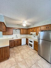 2153 Loren Cir in Fayetteville, AR - Building Photo - Building Photo