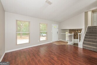 5603 Rock Springs Rd in Stonecrest, GA - Building Photo - Building Photo