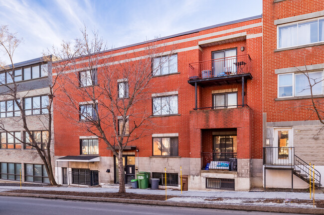 2630 Frontenac St in Montréal, QC - Building Photo - Building Photo