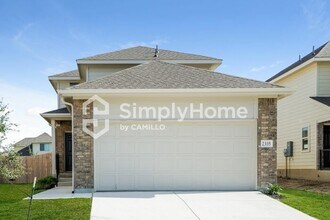 2335 Applewhite Mdw in San Antonio, TX - Building Photo - Building Photo