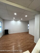 210 N Bromley Ave in Scranton, PA - Building Photo - Building Photo