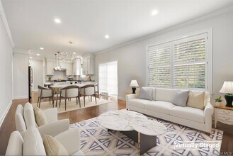 551 River Rd in Cos Cob, CT - Building Photo - Building Photo