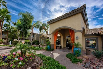 Desert Mirage in Gilbert, AZ - Foto de edificio - Building Photo