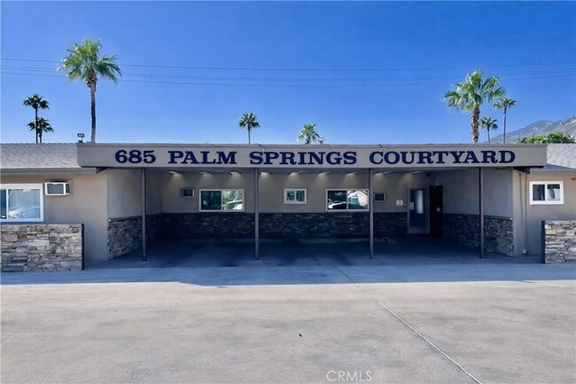 45313 Sunset Ln in Palm Desert, CA - Foto de edificio - Building Photo