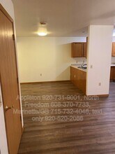 1209 Zajak Dr in Baraboo, WI - Building Photo - Building Photo