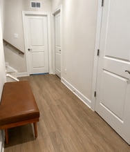 3593 Carnaby St in Hyattsville, MD - Foto de edificio - Building Photo