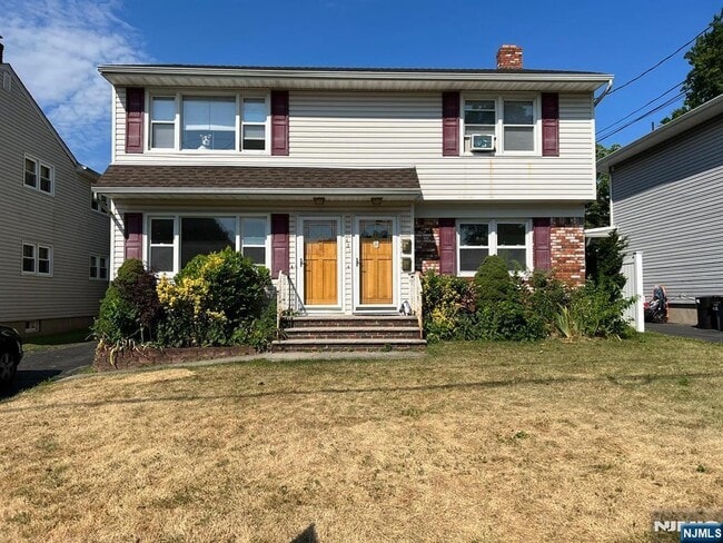 property at 421 Leonhardt Dr