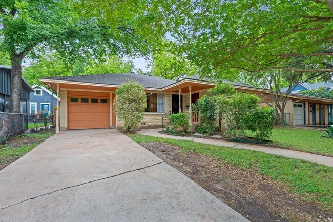 property at 4707 Duval St