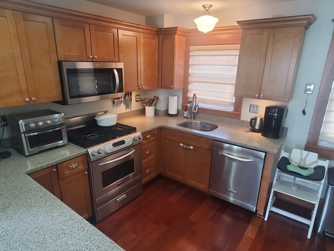 property at 1 Grayson St