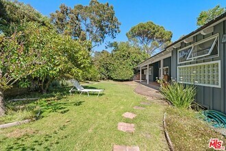6363 Sycamore Meadows Dr in Malibu, CA - Building Photo - Building Photo