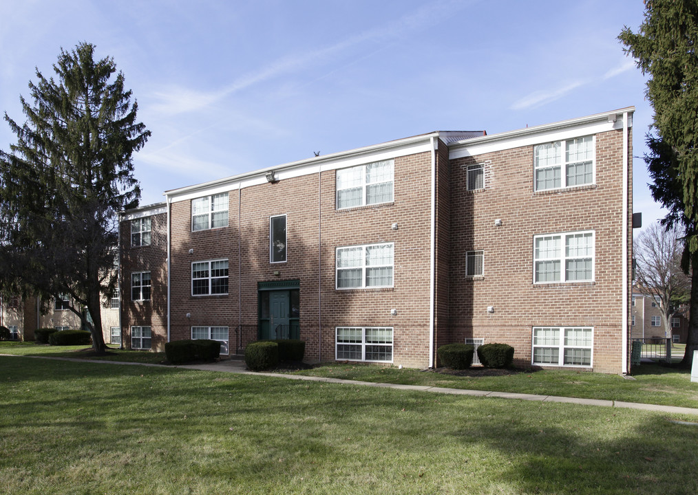 Carrington Way in Newark, DE - Foto de edificio