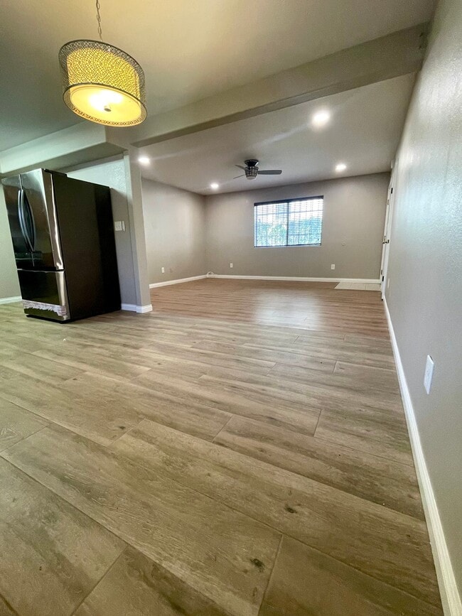 3035 S Palm Grove Ave, Unit 3035 South Palm Grove Ave, Los Angeles