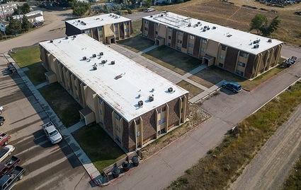 Oakwood Village in Havre, MT - Building Photo