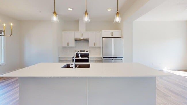 property at 2610-2159 159 St SW