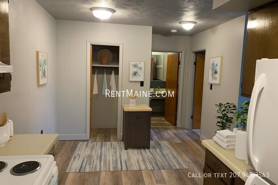 6 Wenbelle Dr in Bucksport, ME - Building Photo