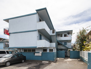 94-116 Pupukahi St in Waipahu, HI - Building Photo - Building Photo