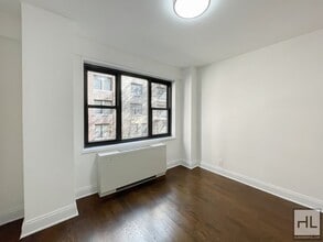 EAST 56 STREET in New York, NY - Building Photo - Building Photo