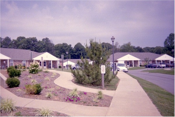 Steward Manor in Radcliff, KY - Building Photo