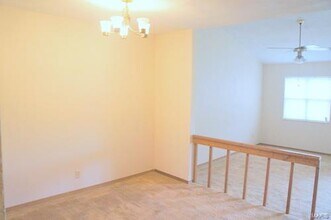 108 Mill St in O'Fallon, IL - Building Photo - Building Photo