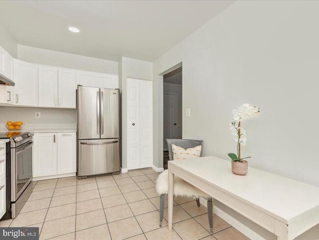 property at 11349 Appledowre Way