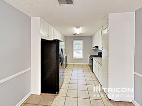 2444 Hammock Ct in Suwanee, GA - Building Photo - Building Photo