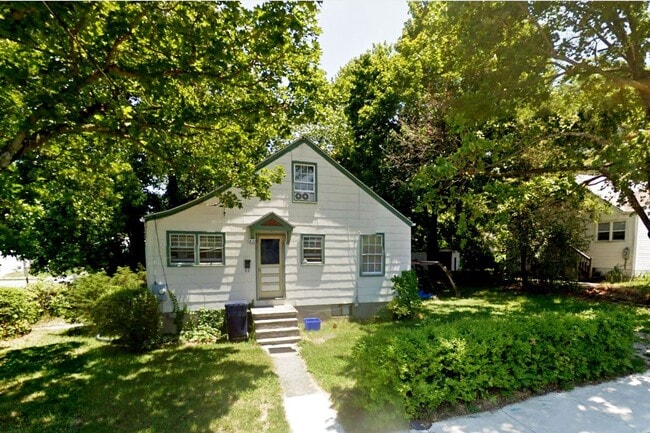 property at 810 Progress St NE